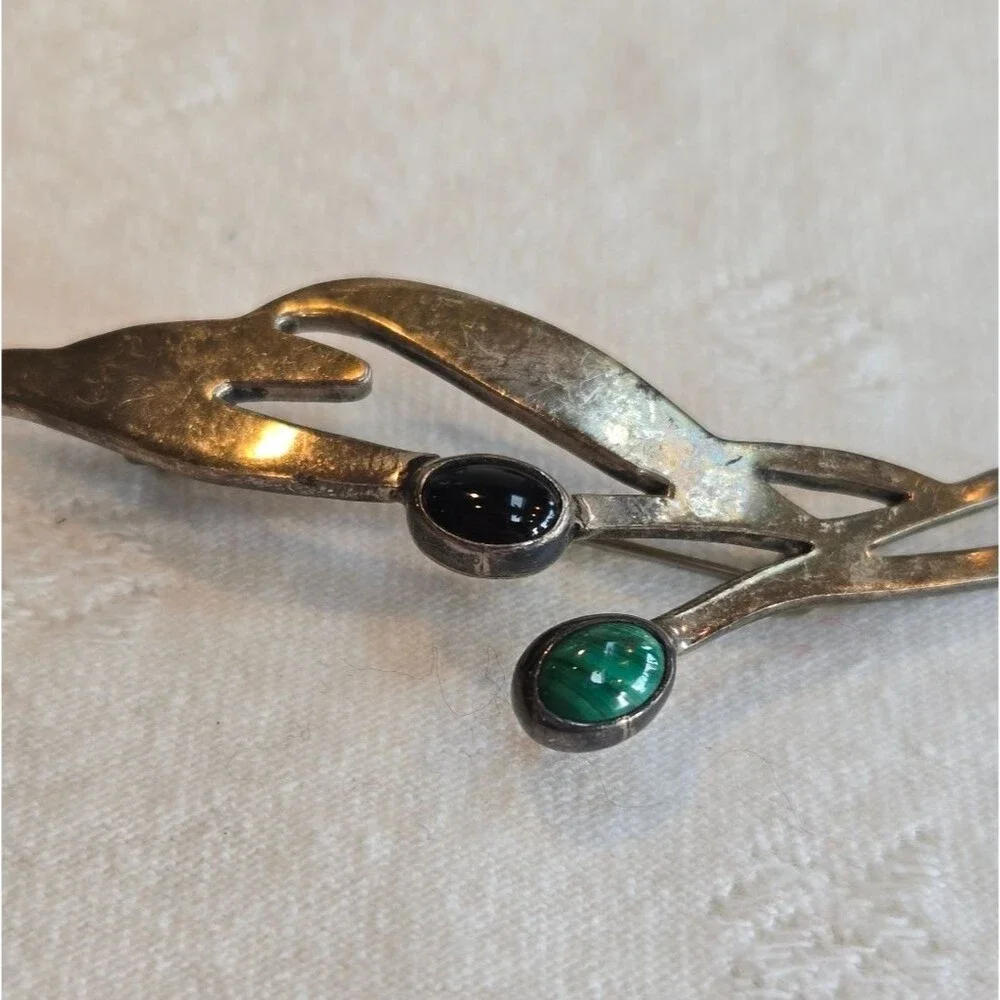 Mexico TG-143 Sterling Silver 925 Floral Brooch with Green and Black Stones